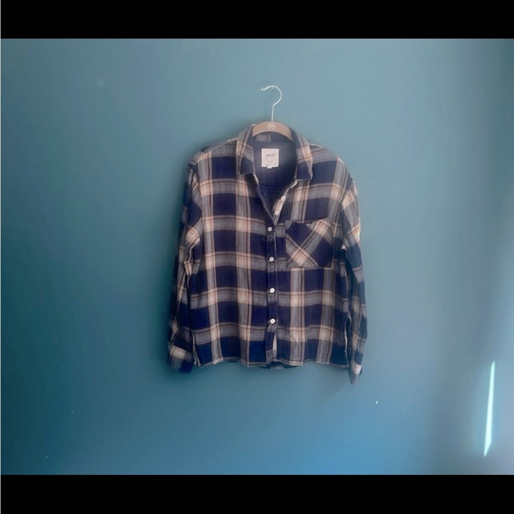 Aerie navy blue and‎ tan plaid button down shirt woman’s XS